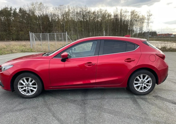 Mazda 3 cena 44000 przebieg: 207000, rok produkcji 2014 z Puławy małe 137